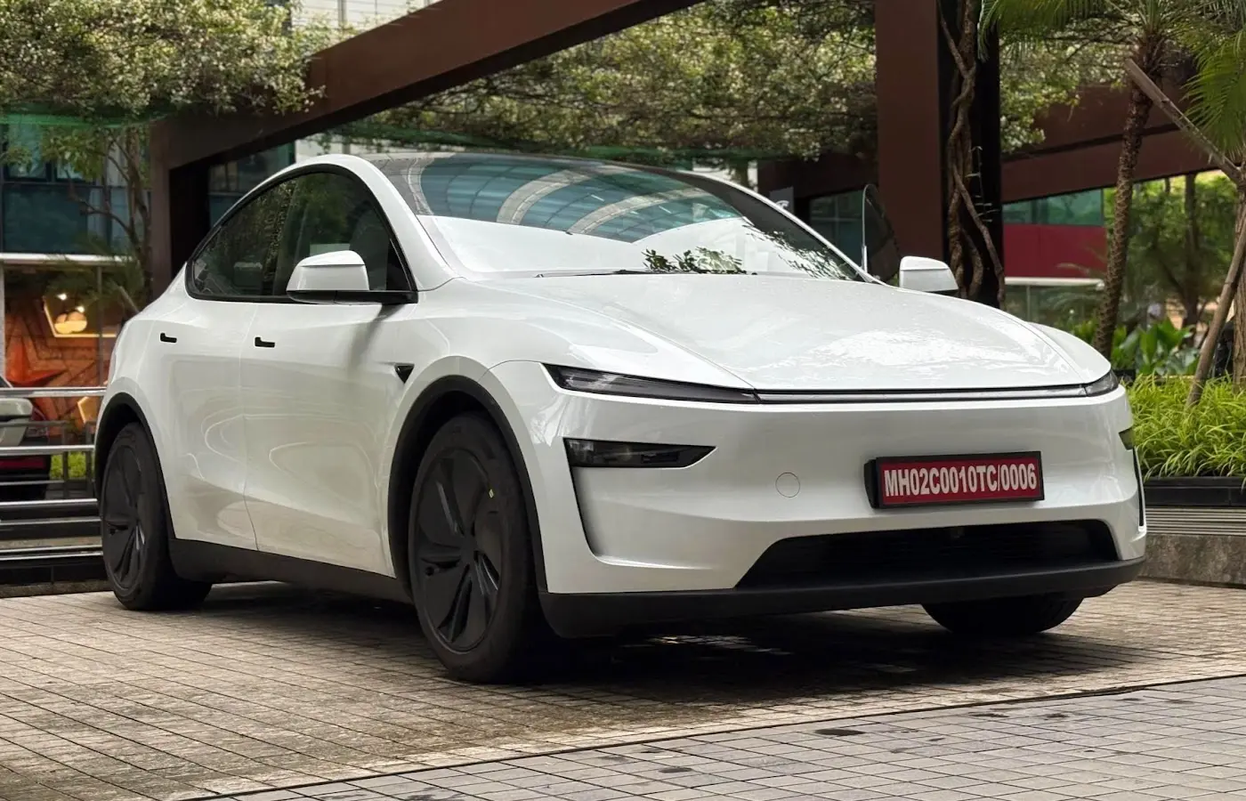 Tesla Y